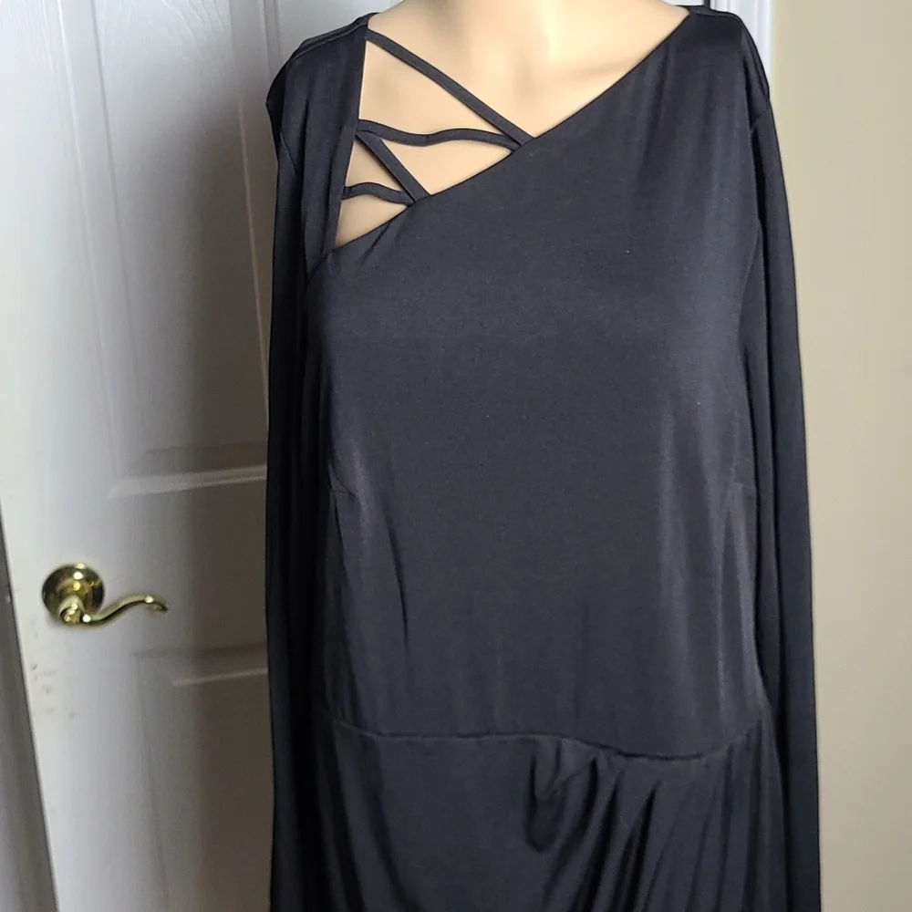 Ladies Dress 👗 - Picture 3 of 8